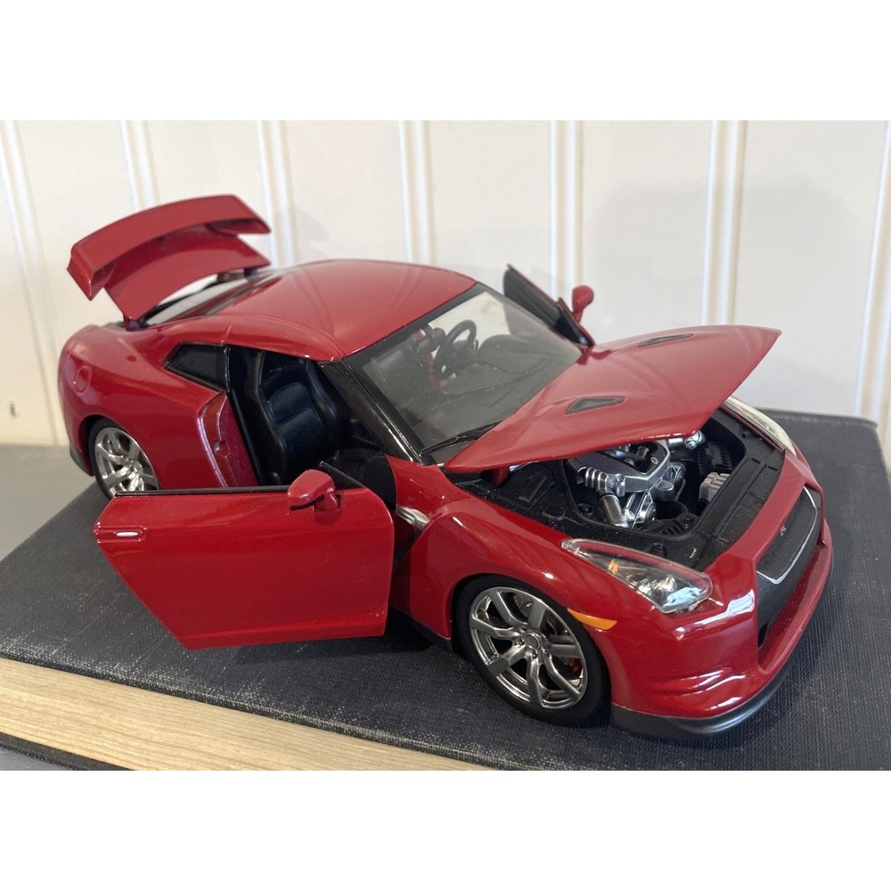 Jada‎ Big-Time 2009 Nissan GT-R 1:24 Scale Red No Box